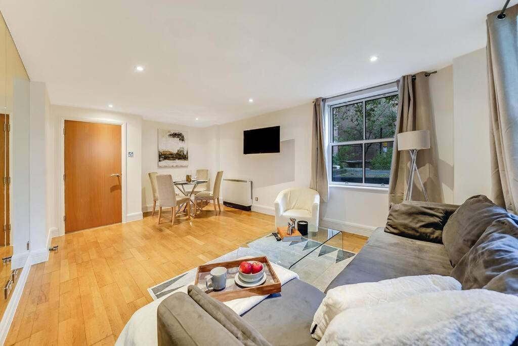 Spacious 1 Bedroom Apt Near Marble Arch ลอนดอน ภายนอก รูปภาพ