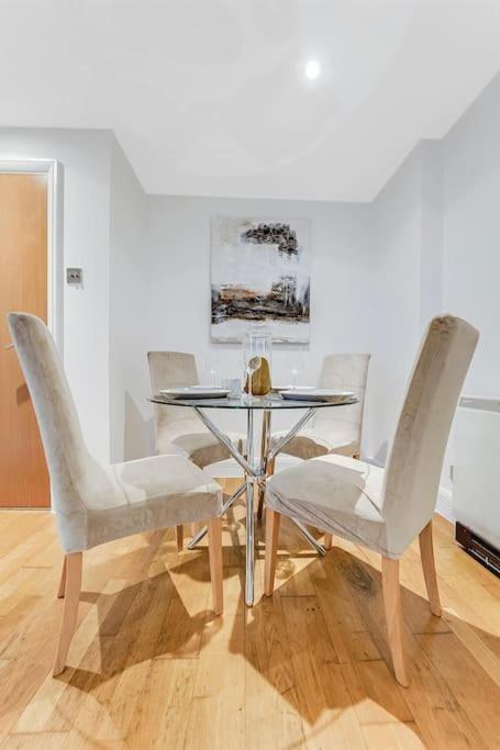 Spacious 1 Bedroom Apt Near Marble Arch ลอนดอน ภายนอก รูปภาพ